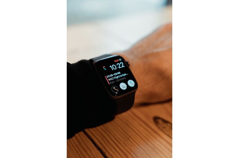 applewatch-at-10-22-time