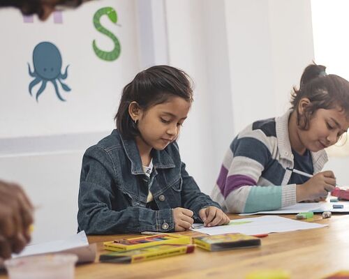 children-class-classroom-concentration